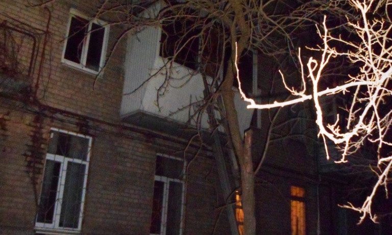 В центре Запорожья крупный пожар, пострадали дети