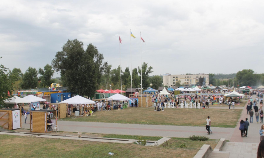 В сети опубликовали фото фестиваля на "Радуге"