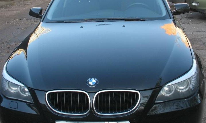 Запорожские правоохранители потеряли вещдок - автомобиль BMW X6