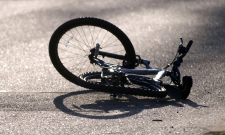 Под Днепрорудным грузовик насмерть сбил велосипедистку