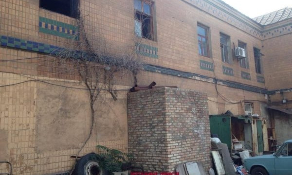 В сети появляются фото с места пожара в запорожском хостеле
