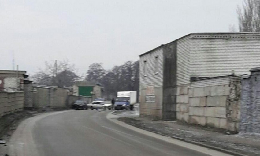 Запорожские автомобилисты страдают из-за скользких дорог