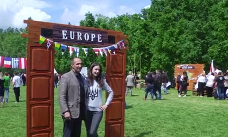 Опубликовано видео Дня Европы в "Дубовке"