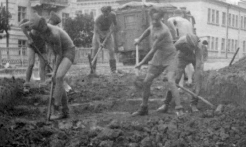 Смотрите: фото Запорожья во времена нацистской оккупации