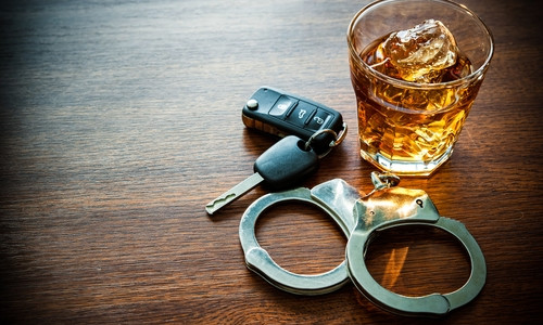Мужчина попался в седьмой раз пьяным за рулем (ВИДЕО)