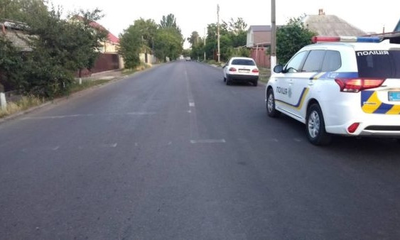 На запорожском курорте водитель сбил мужчину: Пешеход в тяжелом состоянии (ФОТО)