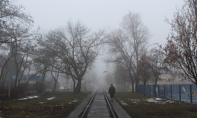 В сети появились фото города в тумане