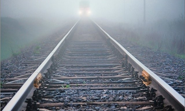 В Балабино электричка сбила мужчину на железнодорожных путях