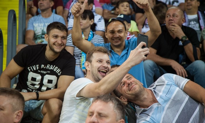 Первый за двенадцать лет матч Лиги Европы в Запорожье: Как это было (ФОТО)