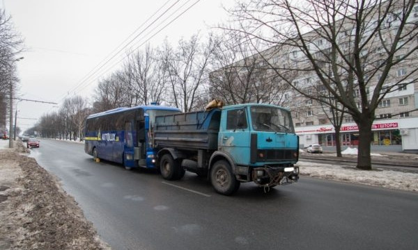 В ДТП попал рейсовый автобус из Запорожья - у него отказали тормоза (ФОТО)