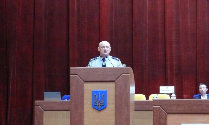 Новый начальник запорожской полиции впервые выступил перед депутатами