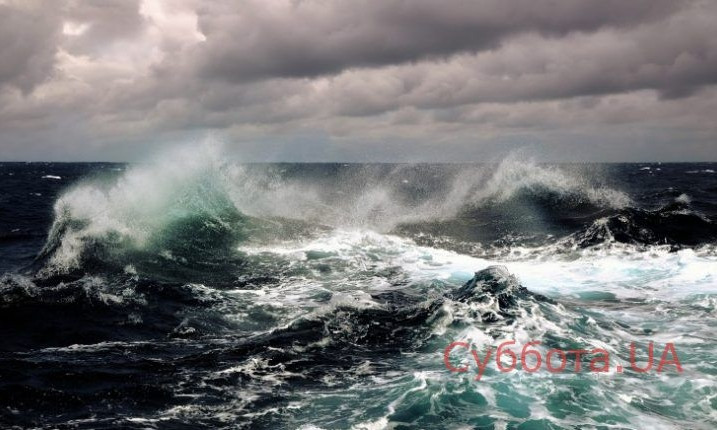 Азовское море накрыл шторм (ВИДЕО)