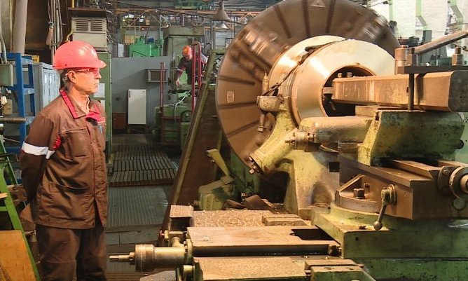 В Запорожье новый завод приглашает специалистов рабочих профессий — гарантирован социальный пакет, достойная зарплата