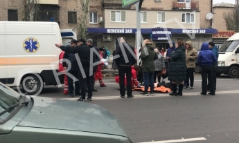 В Запорожской области студентку сбил BMW (ВИДЕО)