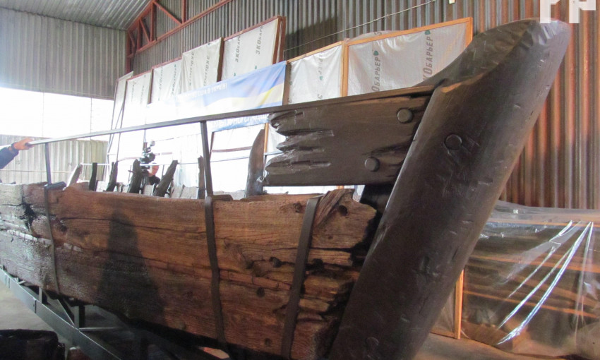 На дне Днепра обнаружили еще одну лодку 19 века