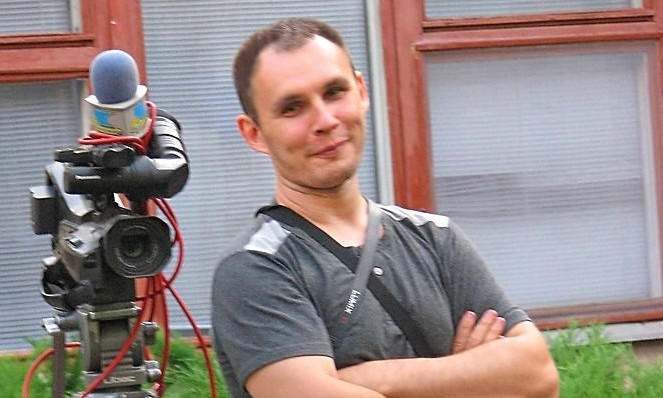 В центре Запорожья повесился атошник-журналист
