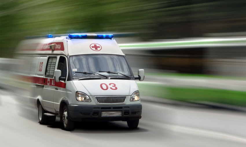 В Запорожской области жестоко избили медсестру скорой