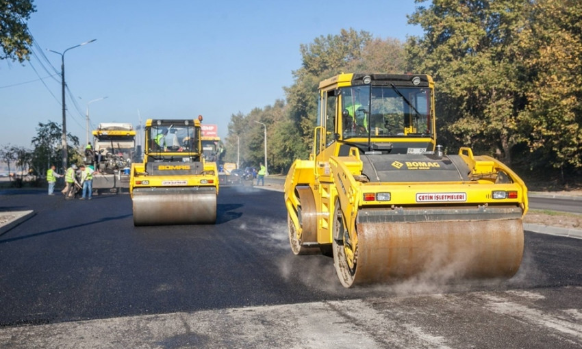 В сети показали ремонт дорог на Набережной (ФОТО)