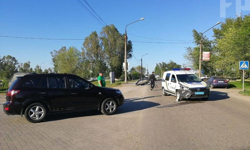 Фотофакт: В Запорожье в ДТП попали взрывотехники
