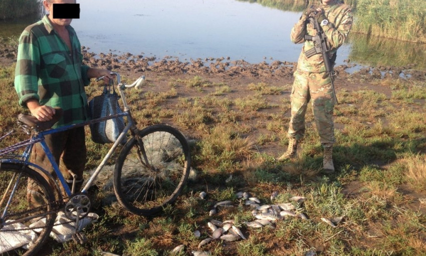 Запорожские самообороновцы поймали браконьера (фото)