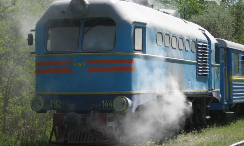 Смотрите: В Запорожье загорелся поезд с пассажирами